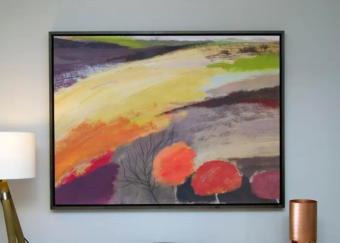 Deluxe Townhouse Next To Cabot Circus Holiday home Bristol