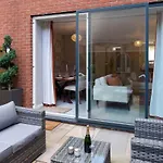 Deluxe Townhouse Next To Cabot Circus *