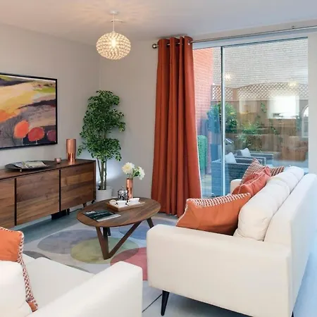 Deluxe Townhouse Next To Cabot Circus